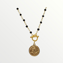 Load image into Gallery viewer, Delicate Necklace with Black Beads
